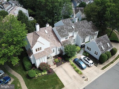 1301 Wedgewood Manor Way, Reston, VA 20194 - photo 4