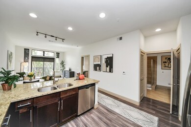 3800 Main St unit 2.512, Houston, TX 77002 - photo 6