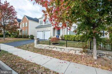 25594 S Village Dr, Chantilly, VA 20152 - photo 4