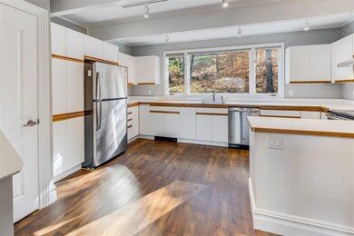 5 Stratton Rd W unit 5, Winhall, VT 05340 - photo 4