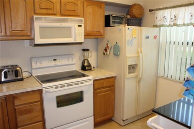 6144 Burnside Cir unit 102, Orlando, FL 32822 - photo 3