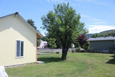 6901 Old Stage Rd unit 15, Central Point, OR 97502 - photo 4