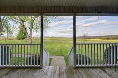 132 Sandusky Rd, Shelbyville, TN 37160 - photo 6