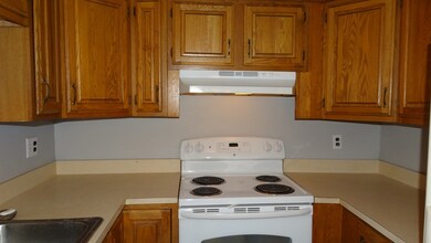 39 Jarr Brook Rd, Holliston, MA 01746 - photo 4