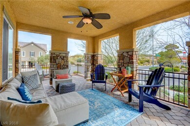 Patio 1: This is the view from the front door.  En
