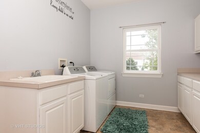 3631 Grayhawk Dr, Algonquin, IL 60102 - photo 2