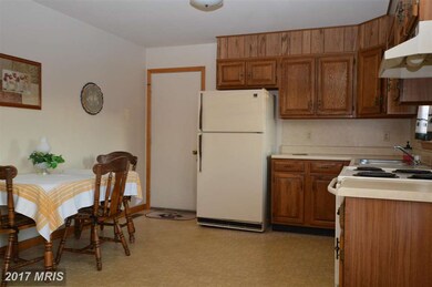 8 Kings Ct, Taneytown, MD 21787 - photo 5