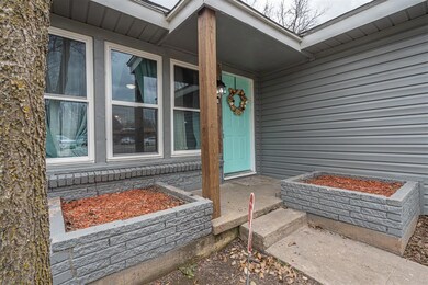 803 Phillips St, Cleburne, TX 76033 - photo 4