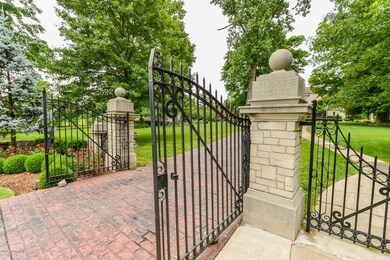 404 Highland Ave, New Albany, IN 47150 - photo 2