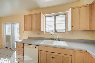 6565 N 19th Ave, 54-9