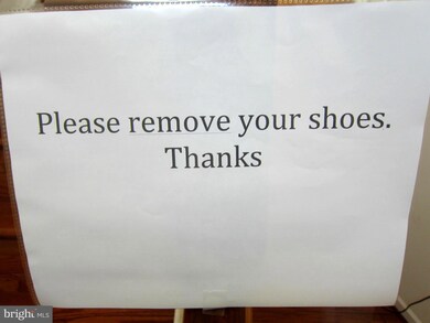 25333 Crossfield Dr, Chantilly, VA 20152 - photo 4