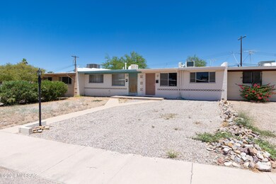 1443_E_Nevada_Dr-3