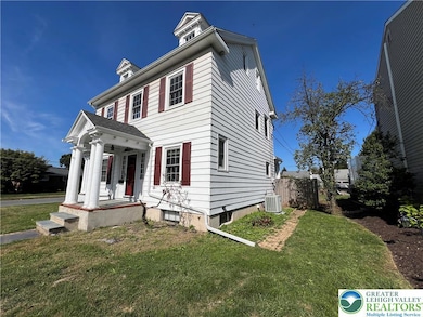 135 W Wabash St, Allentown, PA 18103 - photo 2