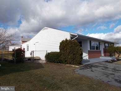 3436 Westview Cir, Greencastle, PA 17225 - photo 3