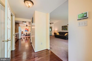 6273 Cobbler Ct, Columbia, MD 21045 - photo 4