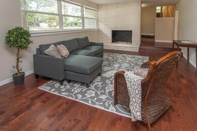 1039 Kellow Dr, Jacksonville, FL 32216 - photo 6