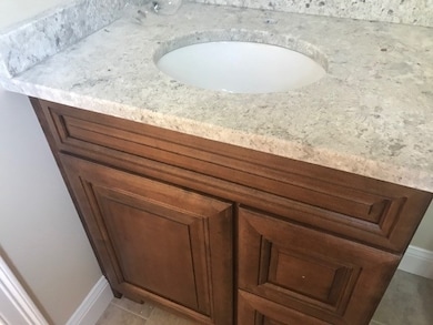 63 Hardy Rd, Londonderry, NH 03053 - photo 2