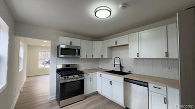 5087 Hunt St, Wayne, MI 48184 - photo 6