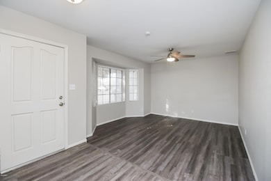 3928 E Garnet Cir, Mesa, AZ 85206 - photo 2