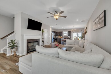 743 Hadstock Path-16