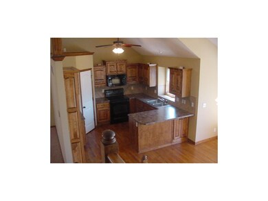 429 Pinnacle Dr, Raymore, MO 64083 - photo 3