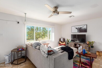 416 E Carson Dr, Tempe, AZ 85282 - photo 5