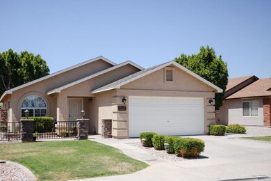 2 Car Garage