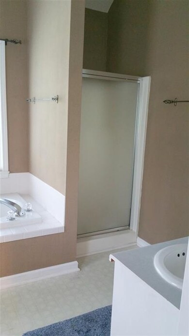 258 Chadwick Cir, Macon, GA 31210 - photo 7