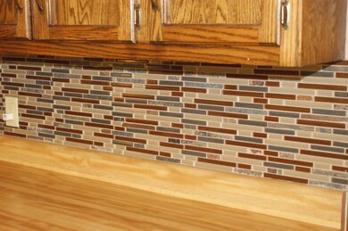 Kitchen Tile Backsplash