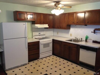 271 E Mosser St, Allentown, PA 18109 - photo 7