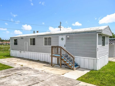 60 Stebbins Dr, Winter Haven, FL 33884 - photo 2