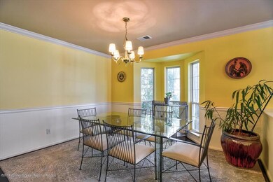 07-Dining Room