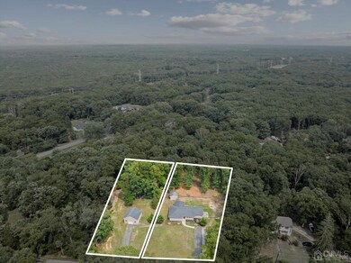 155 Pittenger Pond Rd, Freehold, NJ 07728 - photo 2