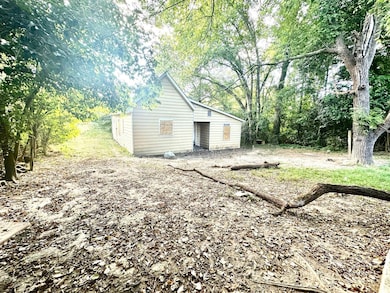 989 14th St, Lancaster, SC 29720 - photo 2