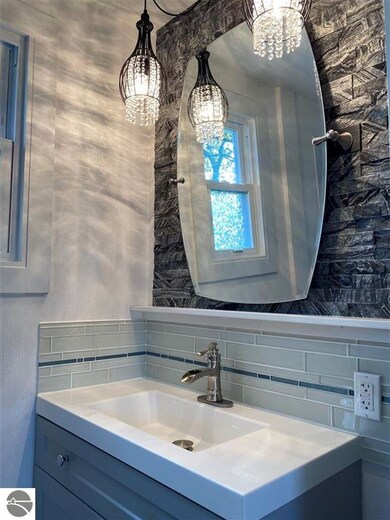 201 2nd St N, Oscoda, MI 48750 - photo 4