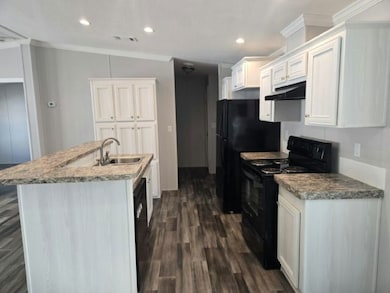 1400 Banana Rd unit 31, Lakeland, FL 33810 - photo 4