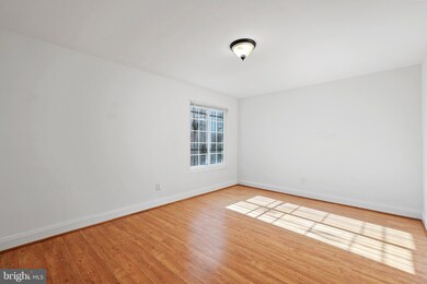 1316 Spring Rd NW unit 102, Washington, DC 20010 - photo 6