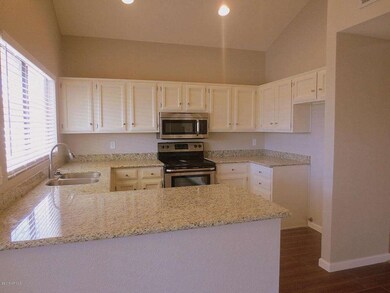 1251 E Brentrup Dr, Tempe, AZ 85283 - photo 5