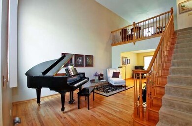 4402 Hammersmith Ln unit 4402, Glenview, IL 60026 - photo 6