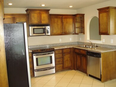 Kitchen (2)