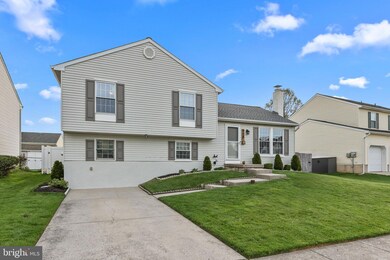 408 Justice Ln, Morrisville, PA 19067 - photo 3