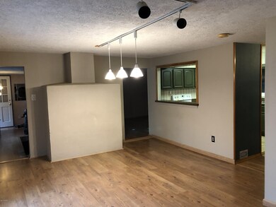 206 Lake Dr, Dingmans Ferry, PA 18328 - photo 6