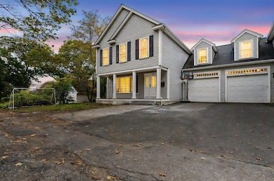 772 Main St unit 2, Wakefield, MA 01880 - photo 3