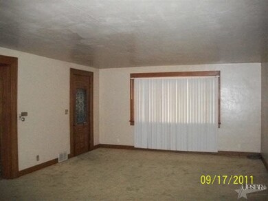 734 N Main St, Bluffton, IN 46714 - photo 4