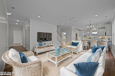 317 Taylorwood Dr, Beaufort, NC 28516 - photo 3