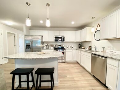 1073 Sunnyside Dr, Wayland, MI 49348 - photo 3