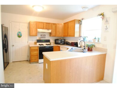 510 Bluebill Dr, New Castle, DE 19720 - photo 2