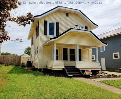 2210 Jefferson Ave, Pt. Pleasant, WV  25550