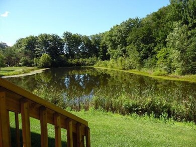 Win 16 railing pond