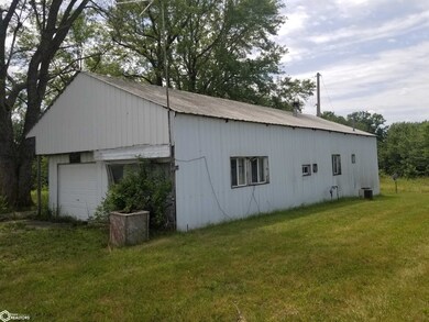 1910 N Main, Osceola, IA 50213 - photo 2
